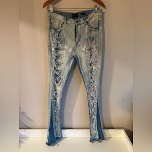 WaiMea brand "Stacked Fit" jeans in a light wash with a size 32 waist